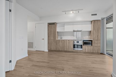 Photo 9 at 4715 - 138 downes Street, Waterfront Communities C8, Toronto