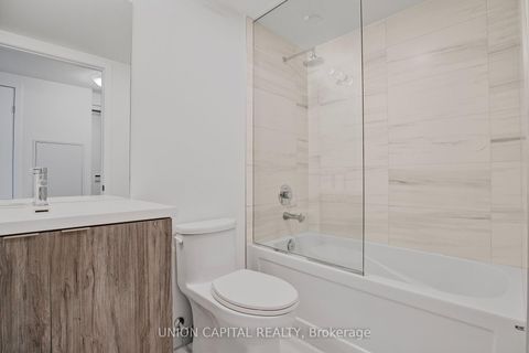 Photo 16 at 4715 - 138 downes Street, Waterfront Communities C8, Toronto