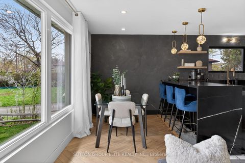 Photo 3 at 19 Hardwick Court, West Deane, Toronto