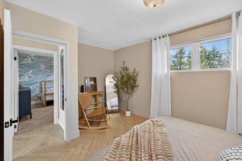 Photo 14 at 19 Hardwick Court, West Deane, Toronto