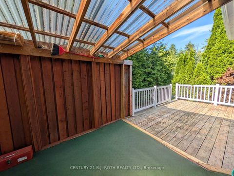 Photo 2 at 66 Linden Lane, Rural Innisfil, Innisfil