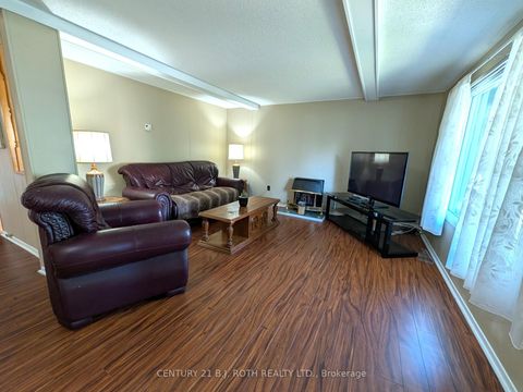 Photo 5 at 66 Linden Lane, Rural Innisfil, Innisfil