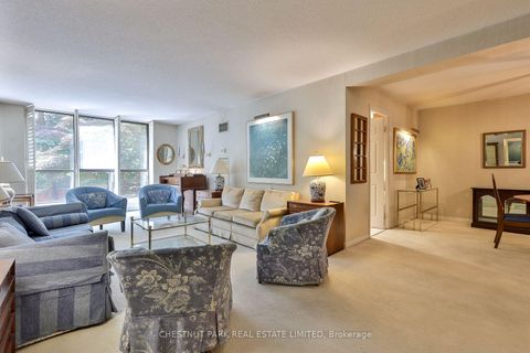 Photo 2 at 409 - 2900 Yonge Street, Lawrence Park South, Toronto