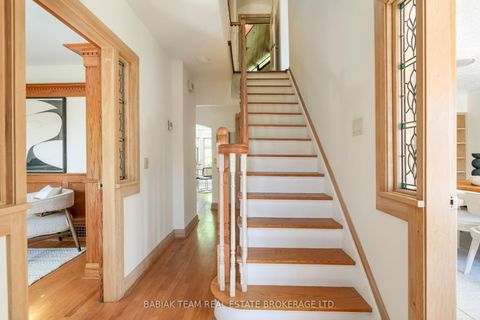 Photo 2 at 33 Halford Avenue, Lambton Baby Point, Toronto