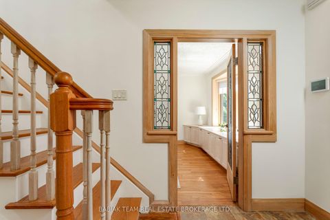 Photo 7 at 33 Halford Avenue, Lambton Baby Point, Toronto