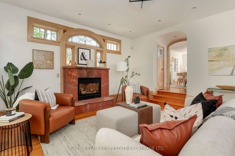 Photo 10 at 33 Halford Avenue, Lambton Baby Point, Toronto