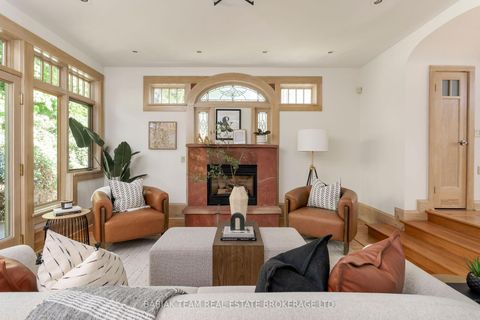 Photo 11 at 33 Halford Avenue, Lambton Baby Point, Toronto