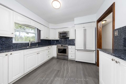 Photo 6 at 20430 Bathurst Street, Rural King, King