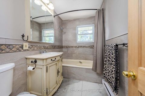 Photo 11 at 20430 Bathurst Street, Rural King, King