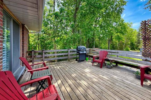 Photo 18 at 20430 Bathurst Street, Rural King, King