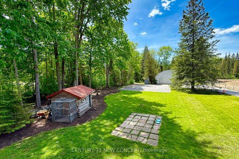 Photo 20 at 20430 Bathurst Street, Rural King, King