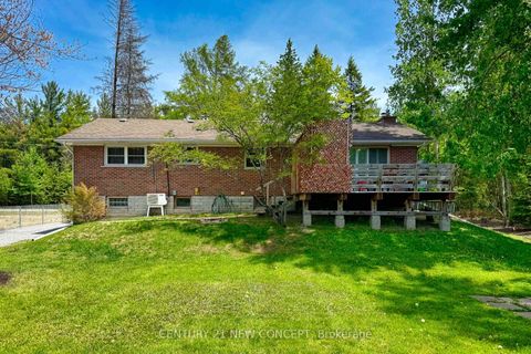 Photo 21 at 20430 Bathurst Street, Rural King, King