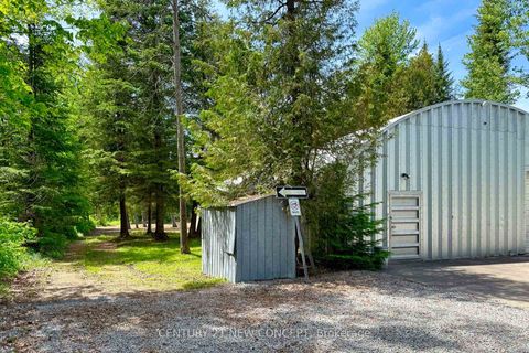 Photo 23 at 20430 Bathurst Street, Rural King, King