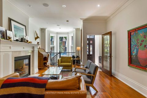 Photo 3 at 466 Wellesley Street E, South St. James Town, Toronto