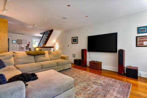 Photo 15 at 466 Wellesley Street E, South St. James Town, Toronto