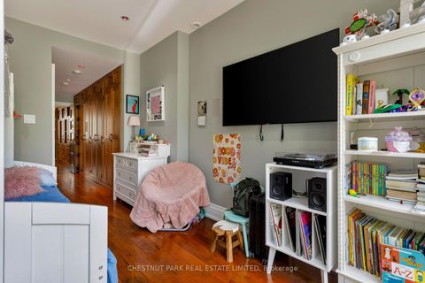 Photo 22 at 466 Wellesley Street E, South St. James Town, Toronto