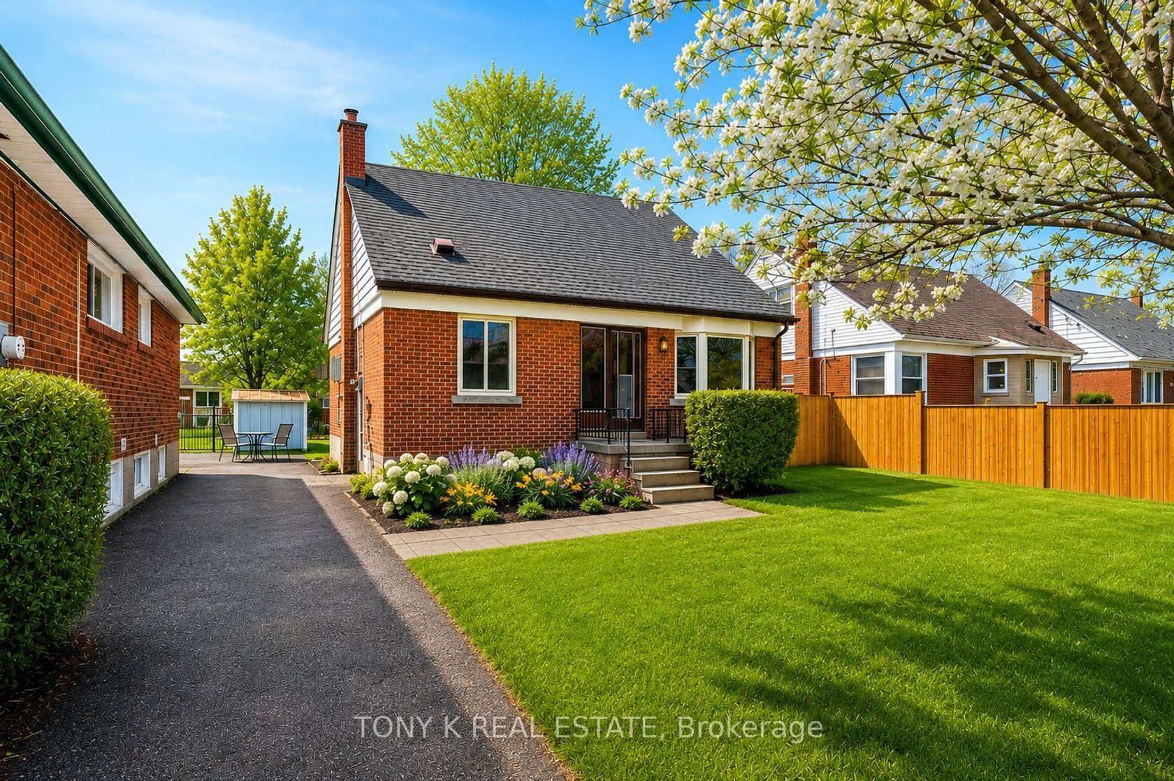 23 Scotswood Road, Maryvale, Toronto photo 8
