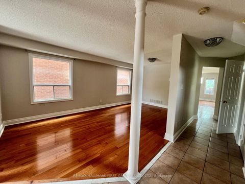 Photo 11 at 101 Booth Crescent, Central, Ajax