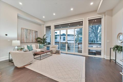 Photo 9 at 18 Ferris Road, Parkview, Toronto