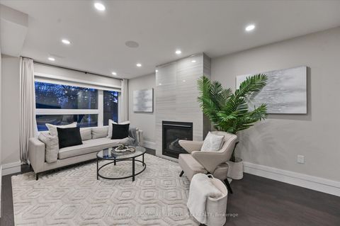 Photo 14 at 18 Ferris Road, Parkview, Toronto