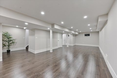 Photo 34 at 18 Ferris Road, Parkview, Toronto