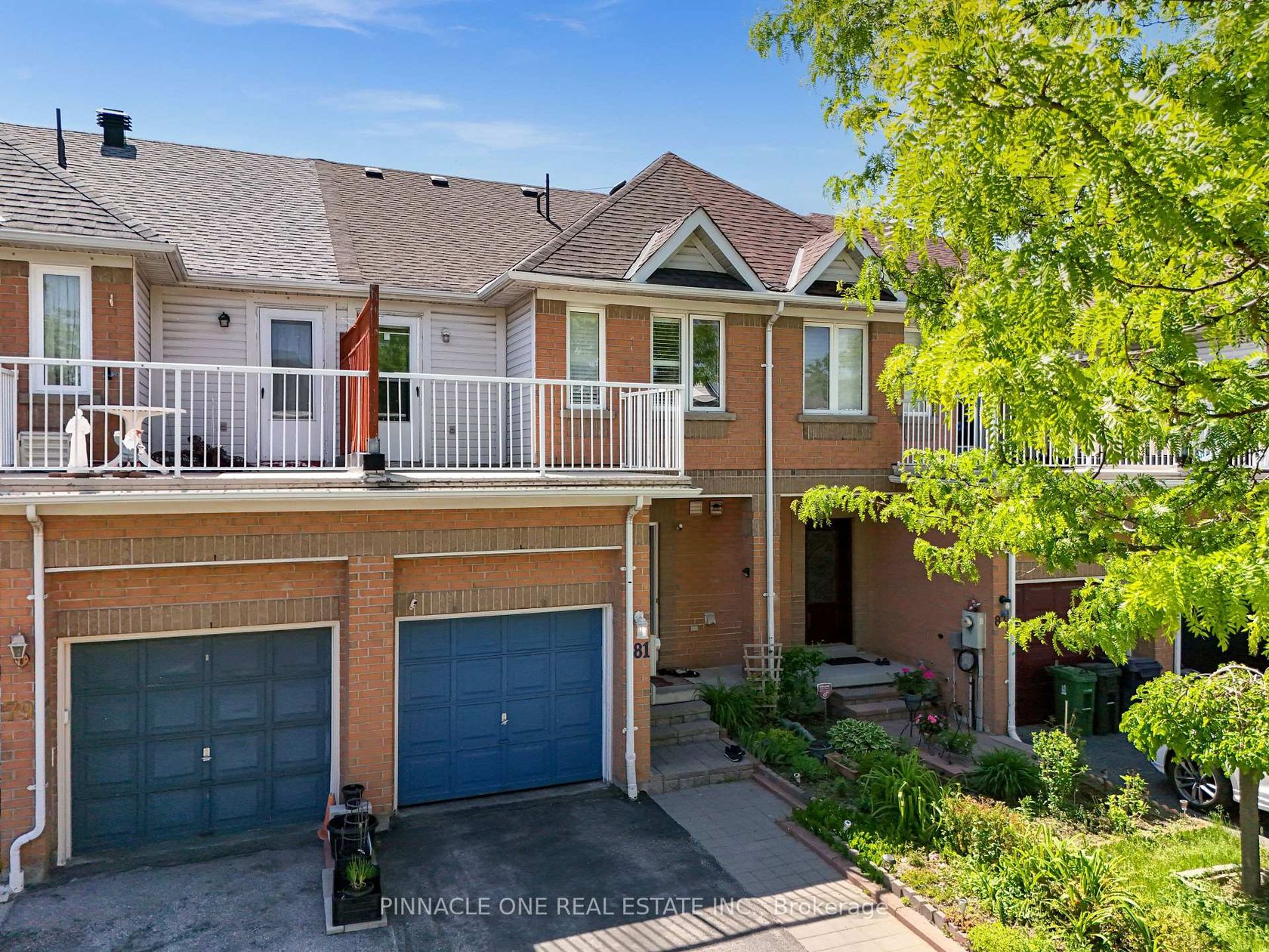 81 Carrera Boulevard, Dorset Park, Toronto photo number 2