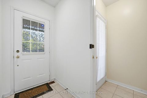 Photo 3 at 93 San Gabriele Place, Humber Summit, Toronto