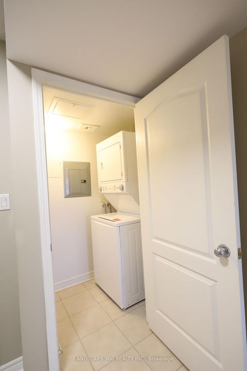 Photo 12 at 1205 - 3 Rean Drive, Bayview Village, Toronto