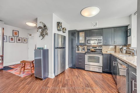 Photo 4 at 1702 - 250 Queens Quay W, Waterfront Communities C1, Toronto