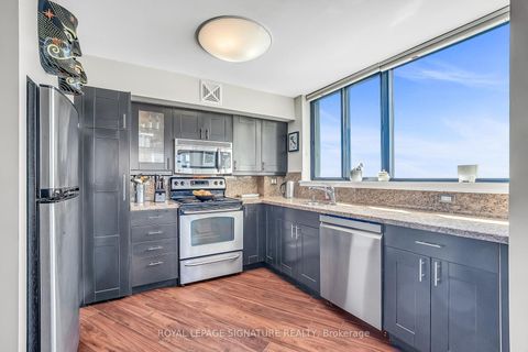 Photo 5 at 1702 - 250 Queens Quay W, Waterfront Communities C1, Toronto