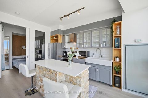 Photo 6 at 3211 - 215 FORT YORK Boulevard, Niagara, Toronto