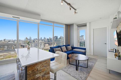 Photo 8 at 3211 - 215 FORT YORK Boulevard, Niagara, Toronto