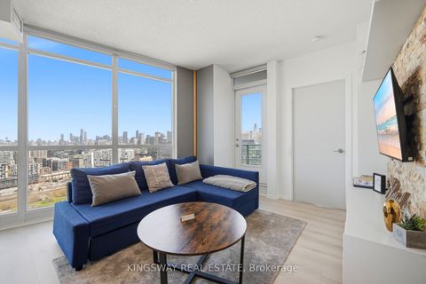 Photo 9 at 3211 - 215 FORT YORK Boulevard, Niagara, Toronto