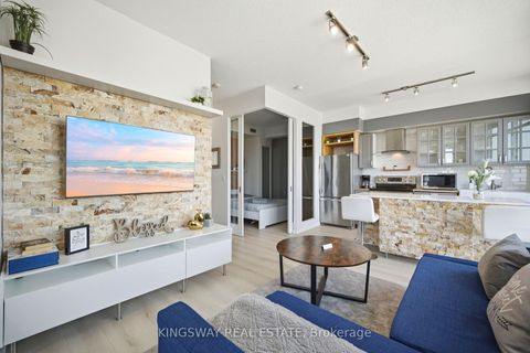 Photo 14 at 3211 - 215 FORT YORK Boulevard, Niagara, Toronto