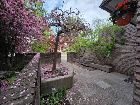 Photo 3 at 89 Elmsthorpe Avenue, Forest Hill South, Toronto
