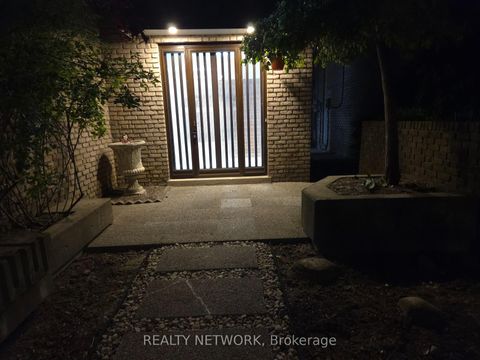 Photo 4 at 89 Elmsthorpe Avenue, Forest Hill South, Toronto
