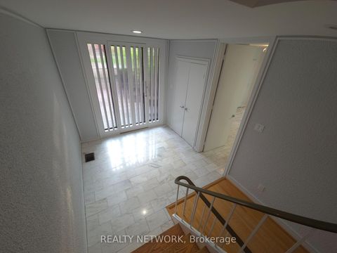 Photo 6 at 89 Elmsthorpe Avenue, Forest Hill South, Toronto