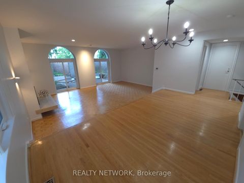 Photo 8 at 89 Elmsthorpe Avenue, Forest Hill South, Toronto