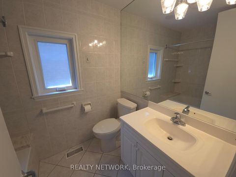 Photo 14 at 89 Elmsthorpe Avenue, Forest Hill South, Toronto