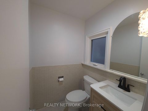 Photo 16 at 89 Elmsthorpe Avenue, Forest Hill South, Toronto