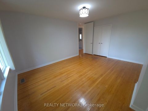 Photo 20 at 89 Elmsthorpe Avenue, Forest Hill South, Toronto