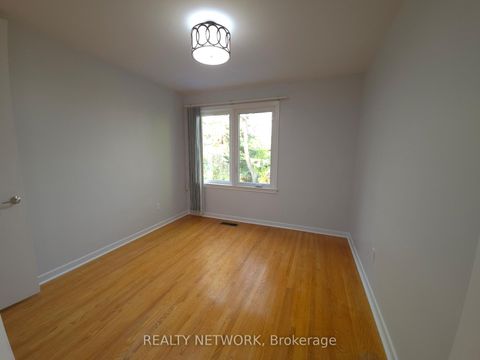 Photo 22 at 89 Elmsthorpe Avenue, Forest Hill South, Toronto