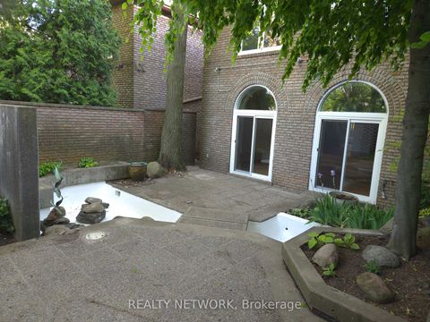 Photo 27 at 89 Elmsthorpe Avenue, Forest Hill South, Toronto
