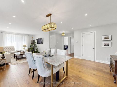 Photo 11 at 57 William Roe Boulevard, Central Newmarket, Newmarket
