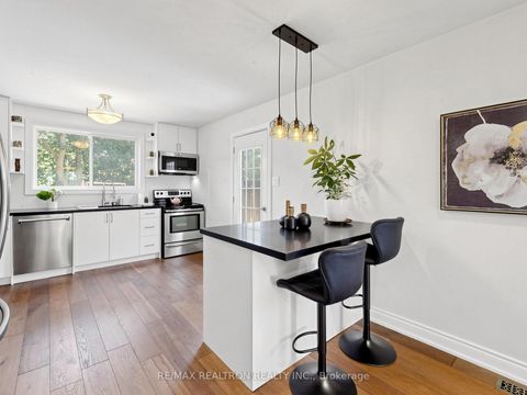 Photo 12 at 57 William Roe Boulevard, Central Newmarket, Newmarket