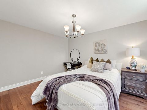 Photo 21 at 57 William Roe Boulevard, Central Newmarket, Newmarket