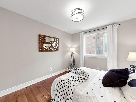 Photo 24 at 57 William Roe Boulevard, Central Newmarket, Newmarket