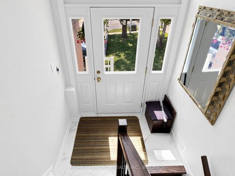 Photo 33 at 57 William Roe Boulevard, Central Newmarket, Newmarket