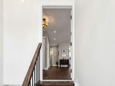 Photo 36 at 57 William Roe Boulevard, Central Newmarket, Newmarket