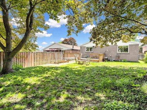 Photo 40 at 57 William Roe Boulevard, Central Newmarket, Newmarket